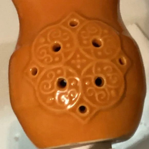 Joy Mangano Plug-In Wax Melt Warmer illuminates 360 plug Orange NWOT - Picture 6 of 7